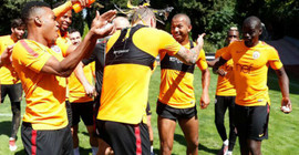 Maicon'a Brezilya usulü 'yumurtalı' kutlama