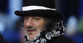 Rachid Taha ana vatanında: Binlerce kişi uğurladı
