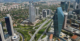 İş Kuleleri önünde silah sesleri