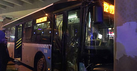 Mecidiyeköy'de halk otobüsü kazası
