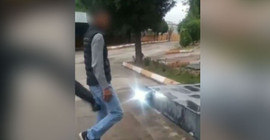 Atatürk'e hakaret eden zanlıyı tekmeleyen polise soruşturma