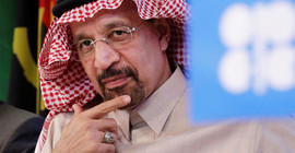 'Petrolü siyasetten izole ettik'