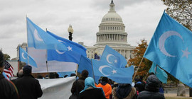 Uygurlar Washington'da Çin'i protesto etti