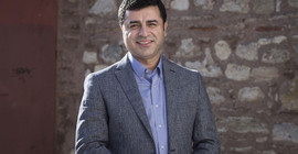 Demirtaş: Bir dairem var ama saray değil