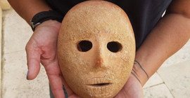 9 bin yıllık taş maske