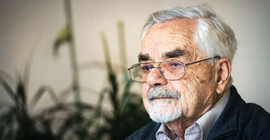 Profesör Bozkurt Güvenç hayatını kaybetti
