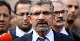 'İnsan Hakları Onur Ödülü' Tahir Elçi’ye