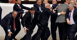 Meclis'te HDP kavgası