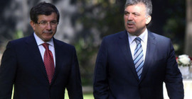 Abdullah Gül ve Davutoğlu'nun danışmanına hapis