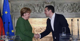 Merkel: Yunanistan'dan Türkiye'ye yeterince mülteci gönderilmiyor