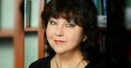 Tatar şarkıcı sahnede hayatını kaybetti