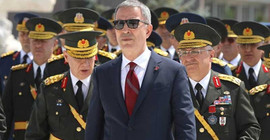 Bakan Akar'dan ABD'li yetkiliyle kritik görüşme