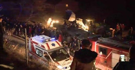 Makedonya'da yolcu otobüsü şarampole yuvarlandı: 13 ölü