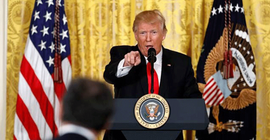 Medyaya 'yalancı' diyen Trump'a ambargo