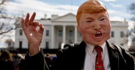 'Duvarı Trump'ın etrafına örün, bizi kurtarın'