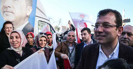 İmamoğlu AKP standını ziyaret etti