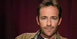 Oyuncu Luke Perry hayatını kaybetti