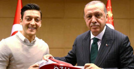 'Özil sorumsuzca davrandı'