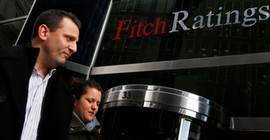 Fitch: Türkiye ekonomisi 2019'da daralacak