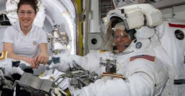 Kadın astronotların ortak uzay yürüyüşü kıyafet olmadığından iptal oldu