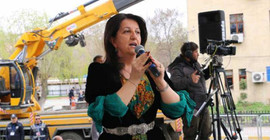 Pervin Buldan Diyarbakır'da konuştu: Her türlü engeli aştık ve kazandık