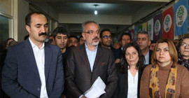 'Bölgede olmayan birçok partiye aldığımız oyları aktararak seçimin sonucunu değiştirdiler'