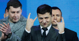 Ukrayna'nın yeni lideri belli oldu: Komedyen Zelenskiy