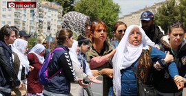 Diyarbakır'da tutuklu anneleri darp edilerek gözaltına alındı