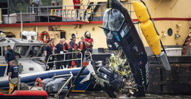 New York'ta helikopter Hudson Nehri'ne düştü