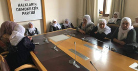 Annelerin Meclis'teki bekleyişi üçüncü gününde