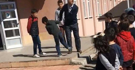 Öğrencilere şiddet uygulayan müdür başka bir okulda ders verecek
