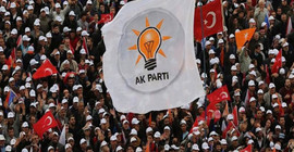AKP, protestocu seçmenini ikna etmeye çalışıyor