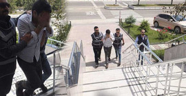 Otobüste cinsel içerikli video izleyip kadını taciz etti