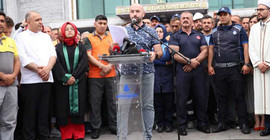 Ekrem İmamoğlu İBB önünde bildiri okuyanları işten çıkarmayacak