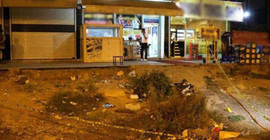 Kafe önünde oturan genç tabancayla vuruldu