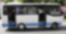 Minibüsten düşen yolcu hayatını kaybetti