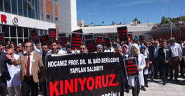 Başhekim gözyaşlarıyla uğurlandı