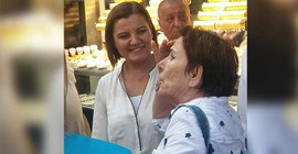 Nikahı kıyan memur, eşlerin dudak dudağa öpüşmesine izin vermedi