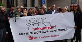 AYM, Barış Akademisyenleri için hak ihlali kararı verdi