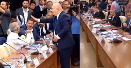 Toplu sözleşme görüşmeleri öncesi iki sendika arasında gerginlik