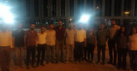 Vekillerin oturma eylemi sonuç verdi: Gözaltındakiler bırakıldı