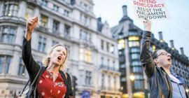 İngiltere'de Boris Johnson protestoları sürüyor