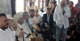 Müjdat Gezen'den müzikal
