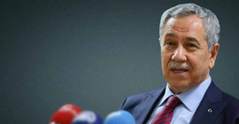 Yeni Akit yazarından Arınç'a: Karın ağrısı