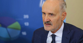 'Bankaların faizde çıkışı roket, inişi paraşüt gibi'