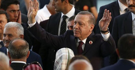 Hala AKP üyesi olan eski bakan: Partide denge kayboldu, artık sadece tek adam var