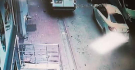 Tartıştığı motosikletliyi takip edip çarptı