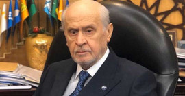 Bahçeli'den 'KHK faciadır' diyen Arınç'a tepki
