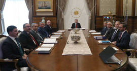 Arınç'ın 'facia' sözü Beştepe'de ele alındı