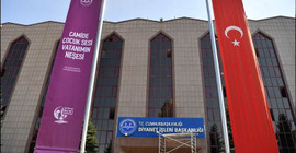 Saray toplumsal barışı ve huzuru Diyanet'e teslim etti